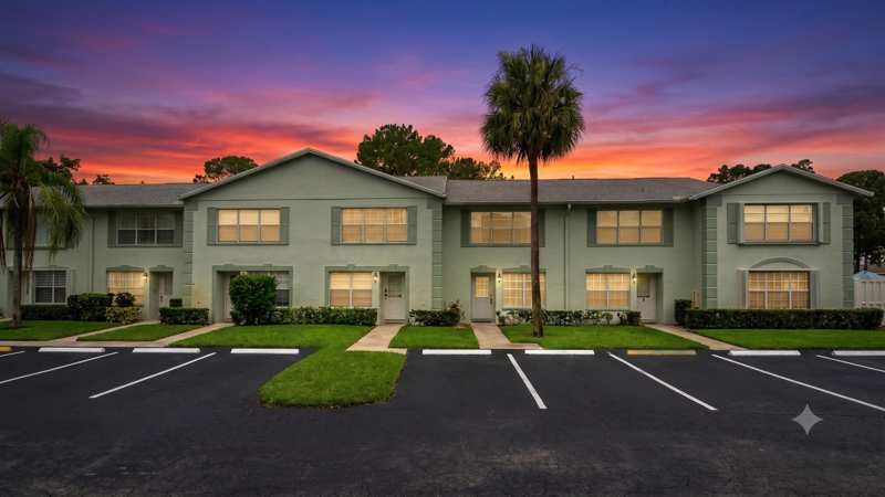 2 bedroom Condominium at 3714 Savoy Lane #F, Palm Club West Village 1 Condo, West Palm Beach — photo 1