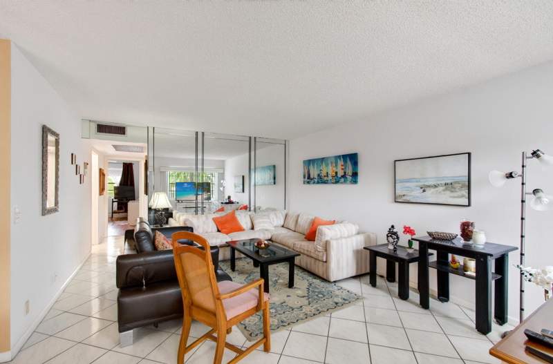 2 bedroom Condominium at 3014 Exeter A, Century Village , Boca Raton — photo 3
