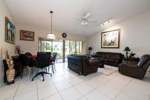 3973 Summer Chase Court, Lake Worth FL - photo 8 of 52
