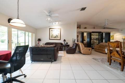 3973 Summer Chase Court, Lake Worth FL - photo 10 of 52