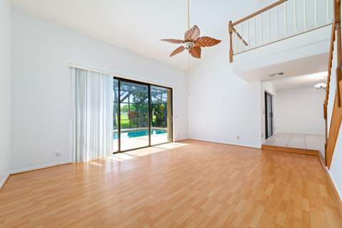 219 Wildwood Circle, Deerfield Beach FL - photo 13 of 28