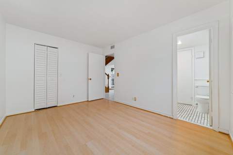 219 Wildwood Circle, Deerfield Beach FL - photo 16 of 28