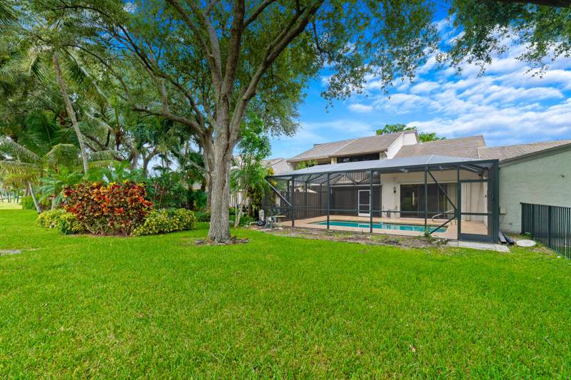 4 bedroom Townhouse at 219 Wildwood Circle, Wildwood of Deercreek, Deerfield Beach — photo 5