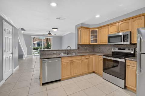 1603 Barcelona Way #3-32, Weston FL - photo 7 of 27