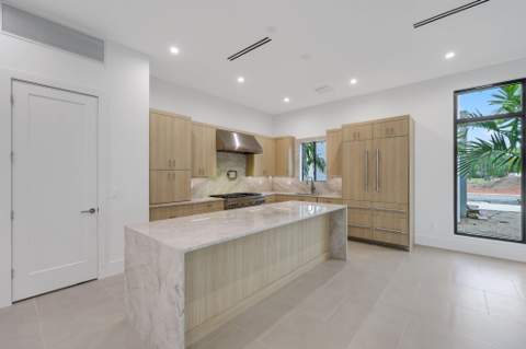 16733 Mosaic Place, Delray Beach FL - photo 9 of 46