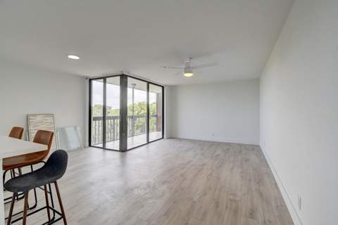 955 Egret Circle #501, Delray Beach FL - photo 6 of 35