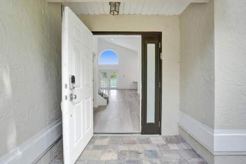 10729 Edinburgh Street, Cooper City FL - photo 6 of 63