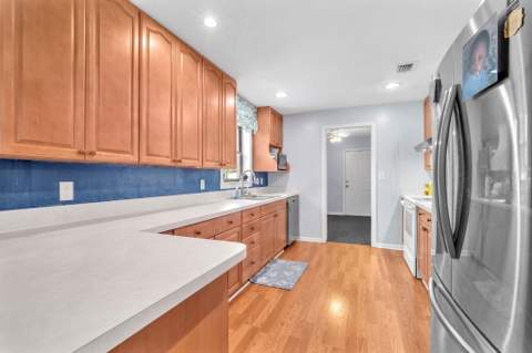 9240 Honeywell Road, Lake Worth FL - photo 9 of 28