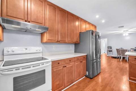9240 Honeywell Road, Lake Worth FL - photo 13 of 28