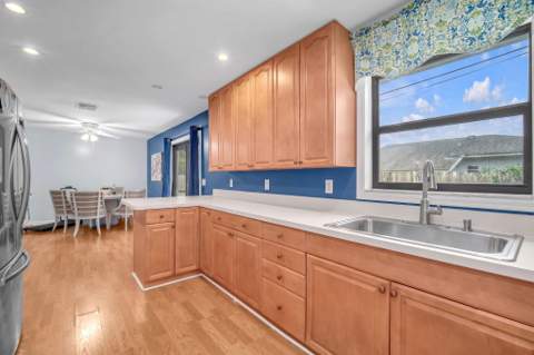 9240 Honeywell Road, Lake Worth FL - photo 14 of 28