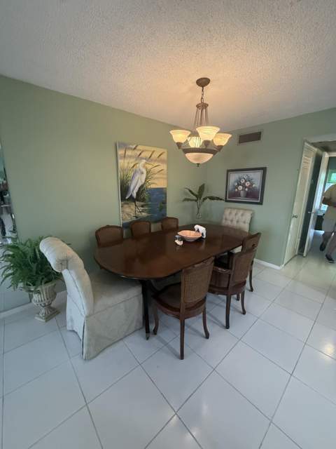 407 Greenbrier A, West Palm Beach FL - photo 6 of 16