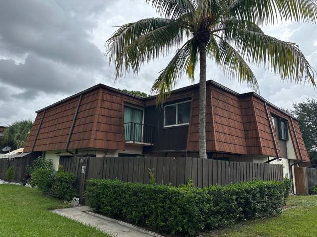 2100 WHITE PINE Circle #D, home for sale in Greenacres