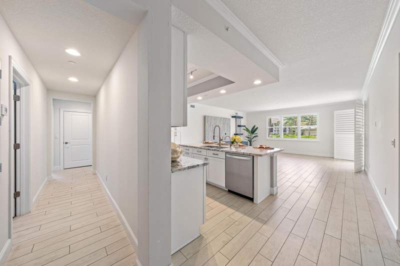 3 bedroom Condominium at 411 Bay Colony Drive, Juno Bay Colony Condo, Juno Beach — photo 2