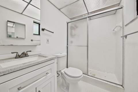 5190 Las Verdes Circle #214, Delray Beach FL - photo 19 of 34