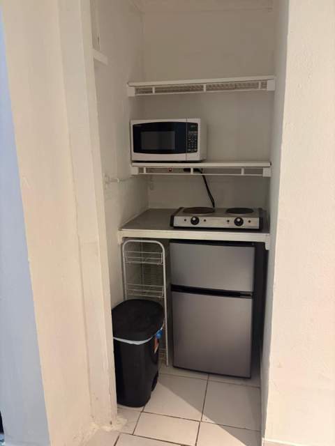4100 N 32nd Court, Hollywood FL - photo 22 of 31