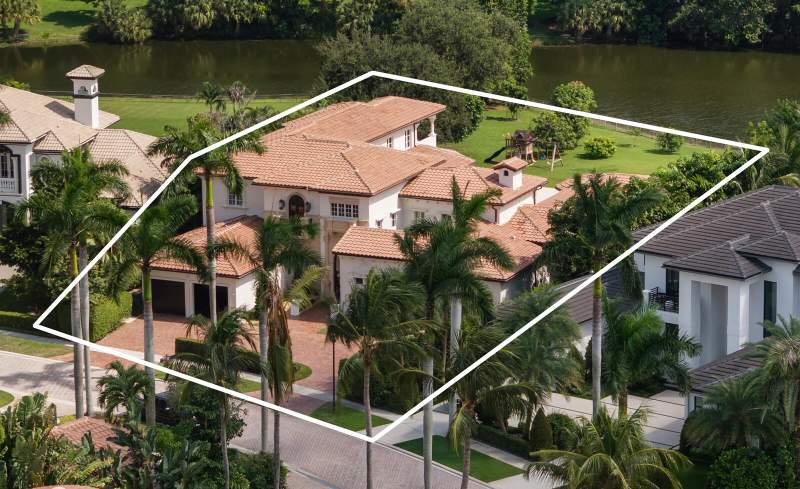 5 bedroom Single Family Residence at 17130 Avenue Le Rivage, Le Rivage, Boca Raton — photo 2