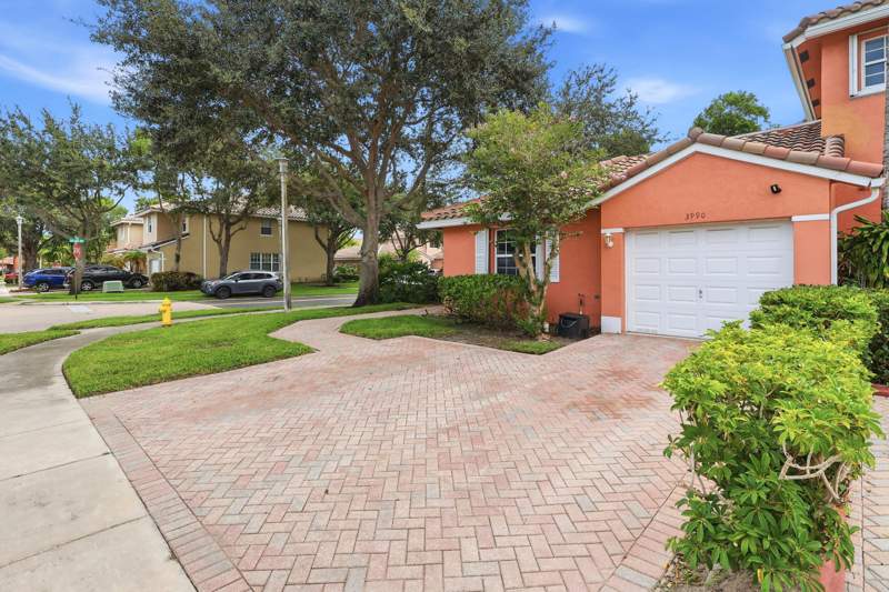 2 bedroom Villa at 3990 NW 91st Terrace, Next Sunrise Ensemble, Sunrise — photo 2