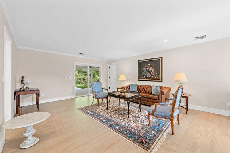 5 bedroom Single Family Residence at 11785 Lake Shore Place, Hidden Key, North Palm Beach — photo 4
