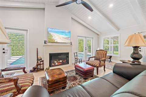 11785 Lake Shore Place, North Palm Beach FL - photo 10 of 38