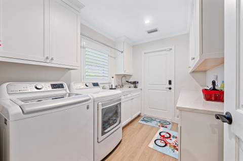 11785 Lake Shore Place, North Palm Beach FL - photo 23 of 38