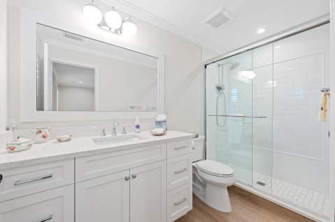 11785 Lake Shore Place, North Palm Beach FL - photo 19 of 38