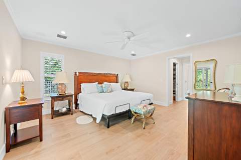 11785 Lake Shore Place, North Palm Beach FL - photo 13 of 38