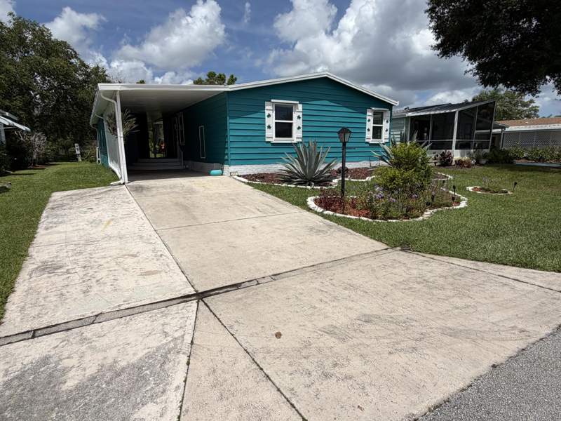2 bedroom Single Family Residence at 2963 Fiddlewood Circle, Savanna Club Plat II, Port St. Lucie — photo 3