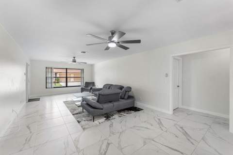 4670 Laurel Tree Road #A, Boynton Beach FL - photo 8 of 28
