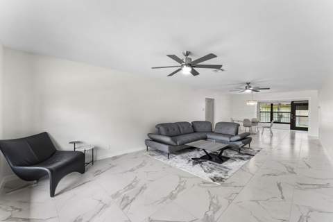 4670 Laurel Tree Road #A, Boynton Beach FL - photo 7 of 28