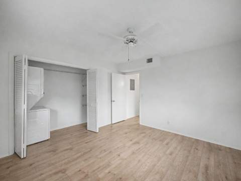 3 Westwood Avenue #101E, Tequesta FL - photo 10 of 19