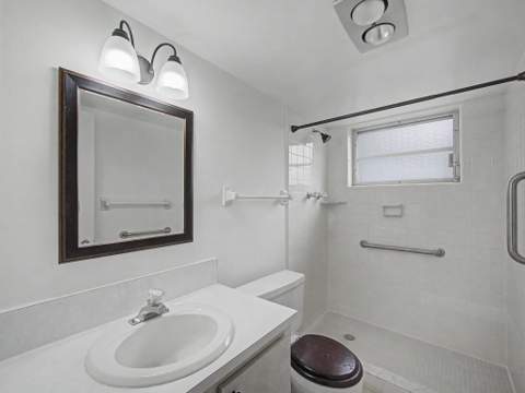 3 Westwood Avenue #101E, Tequesta FL - photo 11 of 19