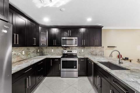 6384 Adriatic Way, West Palm Beach FL - photo 12 of 30