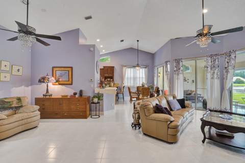 7204 Ashford Lane, Boynton Beach FL - photo 6 of 51