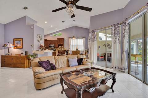 7204 Ashford Lane, Boynton Beach FL - photo 8 of 51
