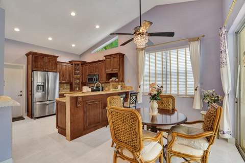 7204 Ashford Lane, Boynton Beach FL - photo 13 of 51
