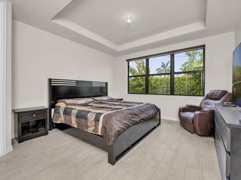 4808 Chantilly Road, Lake Worth FL - photo 17 of 36