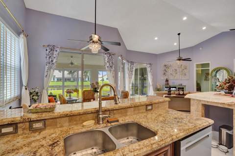 7204 Ashford Lane, Boynton Beach FL - photo 18 of 51