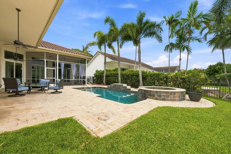 5 bedroom Single Family Residence at 845 Bayside Lane, Orchid Island, Weston — photo 4