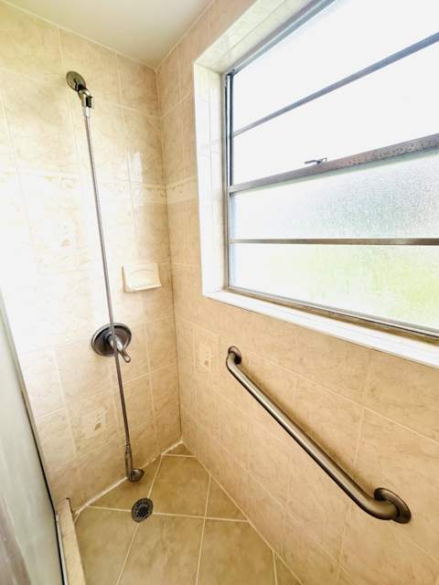 8 Grantham D, Deerfield Beach FL - photo 19 of 61