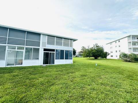 8 Grantham D, Deerfield Beach FL - photo 24 of 61