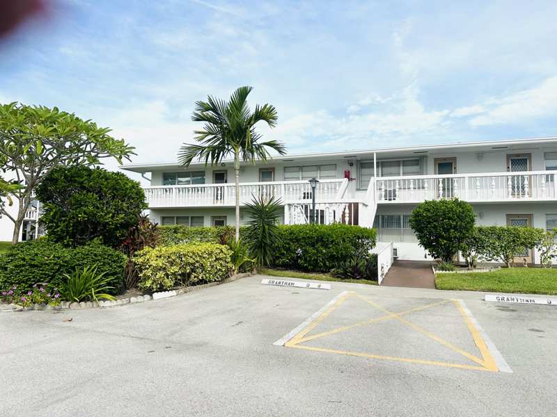 1 bedroom Condominium at 8 Grantham D, Grantham D Condo, Deerfield Beach — photo 1