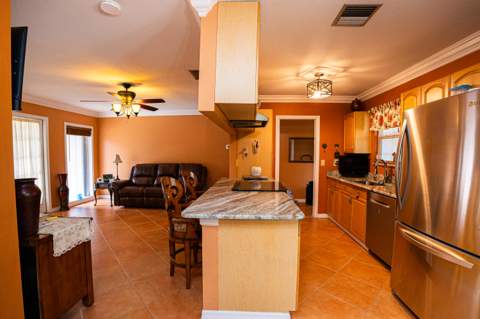 814 SE Corto Court, Port St. Lucie FL - photo 9 of 29