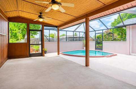 814 SE Corto Court, Port St. Lucie FL - photo 22 of 29