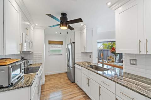 1127 E Seminole Avenue #24b, Jupiter FL - photo 13 of 56