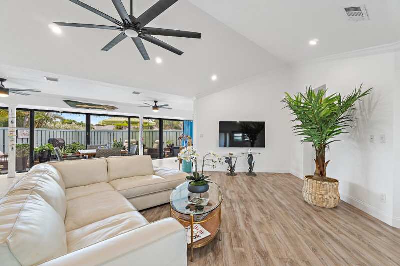3 bedroom Villa at 1127 E Seminole Avenue #24b, Bella Vista, Jupiter — photo 1