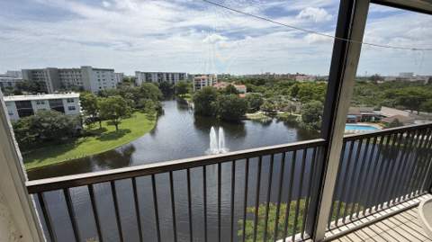 2334 S Cypress Bend Drive #802, Pompano Beach FL - photo 19 of 31