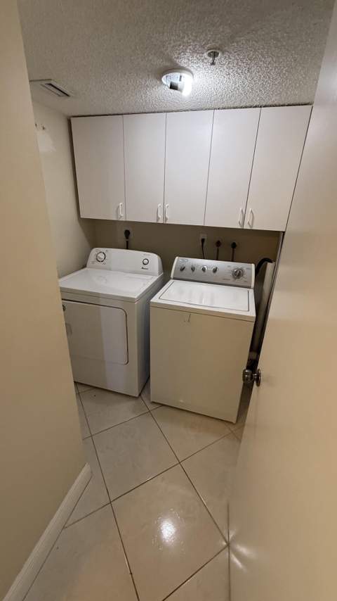2334 S Cypress Bend Drive #802, Pompano Beach FL - photo 14 of 31