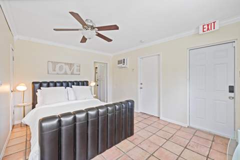 400 45th Street, West Palm Beach FL - photo 16 of 51