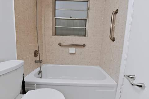 264 Northampton N, West Palm Beach FL - photo 11 of 20