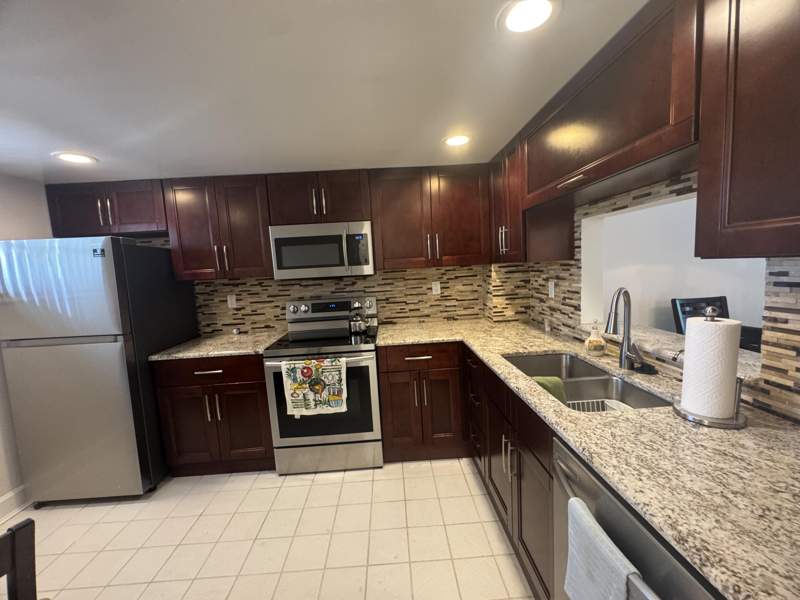 2 bedroom Condominium at 1075 Riverside Drive #303, Sherwood Square Condominium, Coral Springs — photo 3